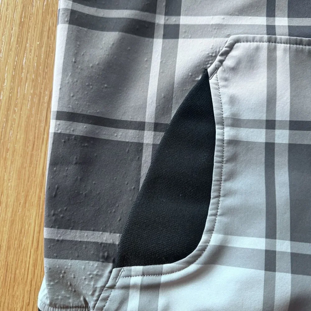 The North Face - Rain Jacket in Plaid - Men's Size Medium - Picture 8 of 11